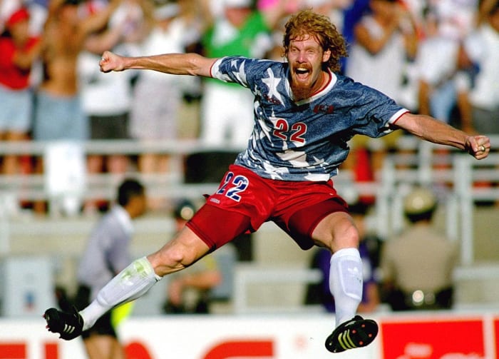 1994-USA-home-uniform-Alexi-Lalas.jpg